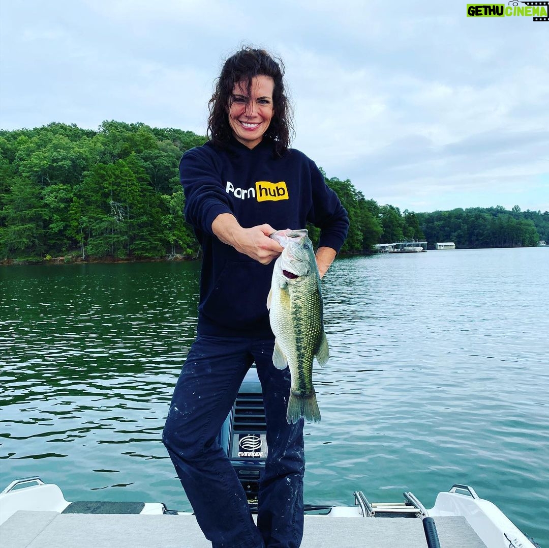 Eaddy Mays - 2.6K Likes - Eeee! 🤩 Caught my first ever fish (nor counting the paid deep sea fishing in the past) this week! Had to post the picture with the finger in it cuz it made me LOL 😂😜 I hope you’re finishing ways to stay (relatively) sane during this _____ year 😣 I’m thinking about you. 💓 Stay encouraged! This crap has gotta get better eventually, right?! 🥴 RIGHT! 👍🏼 Okay? Okay. 😉😘