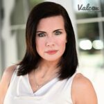 Eaddy Mays Instagram - Shooting headshots with @karenvalero16 is ALWAYS outstanding! 🤩 Her other award winning photos @valcoxphotography - landscapes, couples shoots, animals & more - make terrific gifts! (Tell her you know me and I bet she'll give you a discount 😉) Thanks again, Karen. I'm proud to call you mejor amiga 😘🤗 Atlanta, Georgia