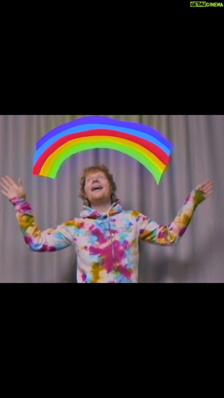 Ed Sheeran Instagram - Hoodies and beanies 4U, go wild. Autumn is coming