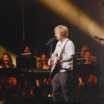 Ed Sheeran Instagram - Doing duos of intimate and stadium shows in North America. Played subtract in full in a theatre on the friday then the big Mathematics gig to a stadium on Saturday. I loooove doing the mix of both shows back to back. Can’t wait to do it all over the summer x 📹 @liampethickphoto @mushroomcreative