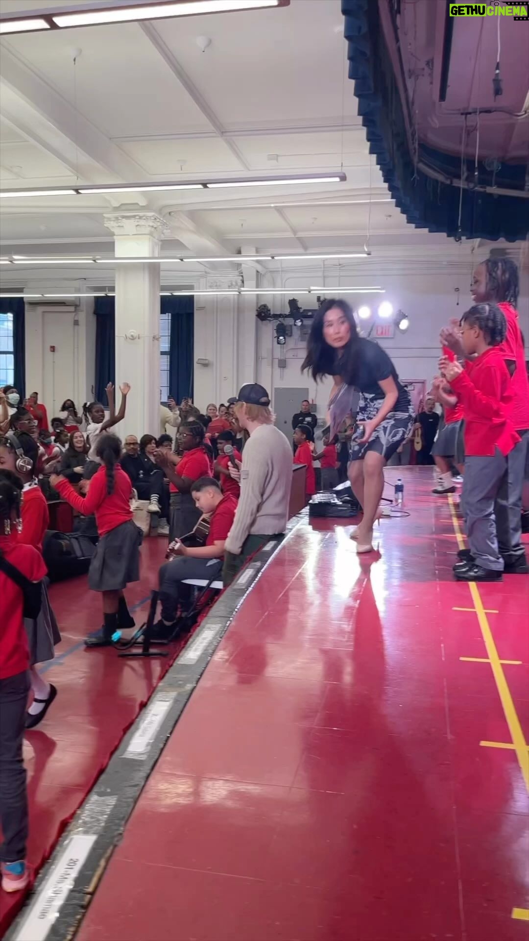 Ed Sheeran Instagram - Two more New York schools today !