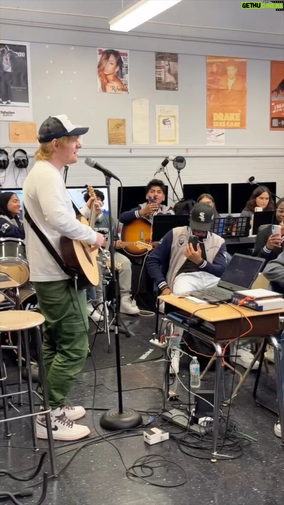 Ed Sheeran Instagram - Visiting more schools today but in New York this time. This really is my favourite thing to do, thanks for having me !