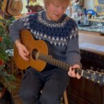 Ed Sheeran Instagram – Merry Christmas everyone, thank you for everything this year xx