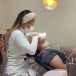 Ed Stafford Instagram - Welcome to Brazil. Have some injections in your mouth 🤣. Just a little pre-race admin at the Manaus dentist to sort out my “dry socket” (google it 🤦🏻‍♂️) and into the jungle we go… 🇧🇷 Bem vindo ao Brasil. Tome algumas injeções na boca 🤣. Basta um pequeno administrador pré-corrida no dentista de Manaus para resolver minha “tomada seca” (google it 🤦🏻‍♂️) e vamos para a selva… 🇹🇷 Brezilya'ya hoşgeldin. Ağzınıza biraz enjeksiyon yapın 🤣. Sadece küçük bir yarış öncesi admin. Manaus dişçide “kuru soketimi” çözmek için (google it 🤦🏻‍♂️). Ormana gidiyoruz 🌳🌳🌳 #brasil #brazil #manaus #drysocket #dentist #amazonjungle Manaus, Brazil