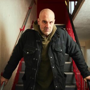 Ed Stafford Instagram - Channel 4 just confirmed that 60 Days on the Estates will air on Sunday 28th May (a week on Sunday) @9pm in the UK.  @channel4 @inov_8 #60DaysontheEstates #schemes #estates