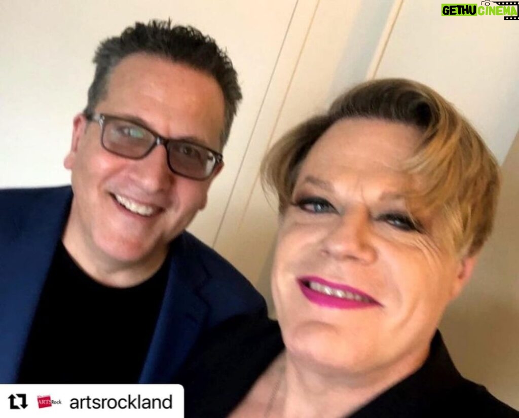 Eddie Izzard Instagram - #Repost @artsrockland with @make_repost ・・・ TODAY! Streaming Online - 1pm/LA 4pm/NY 9pm/UK Join ArtsRock for a Global Online Conversation with EDDIE IZZARD, Elliott Forrest, and YOU! Tix and info: artsrock.org Send questions to: eddie@artsrock.org #eddieizzard #artsrock #lgbtq #conversation #comedy #talk #makehumanitygreatagain
