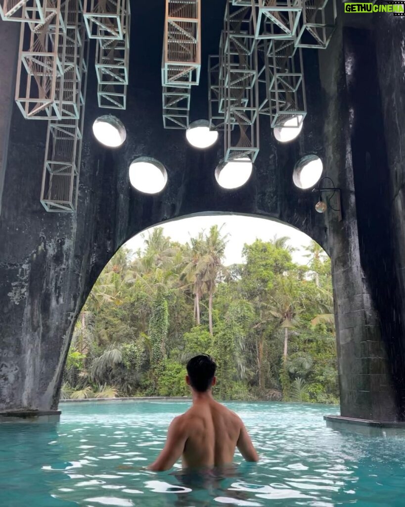 Eddie Liu Instagram - Tummy happy, heart happy Bali, Indonesia