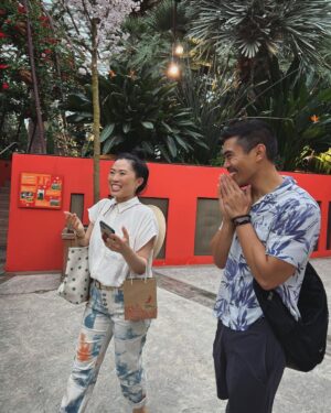 Eddie Liu Instagram - The @cw_kungfu gang does Singapore. 

Thank you to @stb_sg for a delicious day as well as @gardensbythebay @sinpoporestaurant @druggists_sg @visit_singapore #SingapoRewards @rwsentosa #VanGoghatRWS #RWSMoments @nutmegandclove
