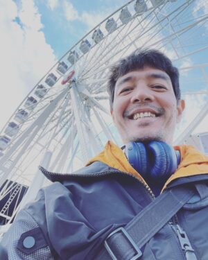Edo Borne Instagram - Rumput tetangga lebih indah, soalnya rumput sendiri gak diurusin

#diy