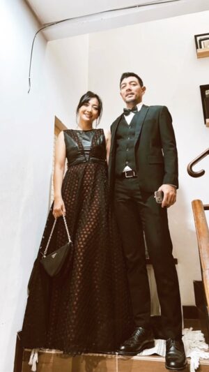 Edo Borne Instagram - Neng pidioin kali mumpung dress up #diy