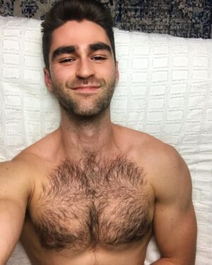 Eduardo Sanchez-Ubanell Instagram - mornin’ 🐣