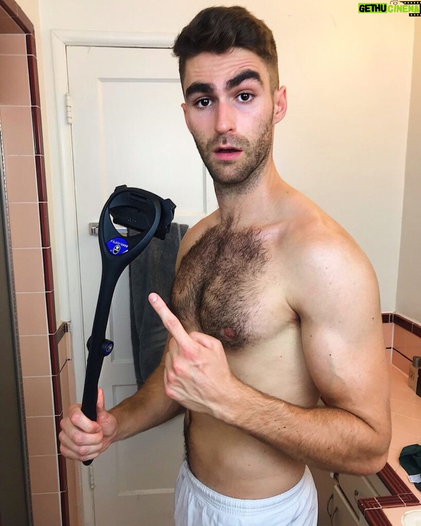 Eduardo Sanchez-Ubanell Instagram - I've got your back! No seriously...if you're someone who has back hair and wants to remove it by yourself, then check out BAKBLADE. It's designed with a retractable handle so you can easily reach any part of your body. No more awkwardly asking someone else to shave your back. It's got about 3,000 reviews on Amazon and a 4.5 star rating. To see how it works, head to my YouTube channel (link in bio). Use code EDUARDO20 for 20% off at BAKBLADE.com #ad #bakblade Link In Bio