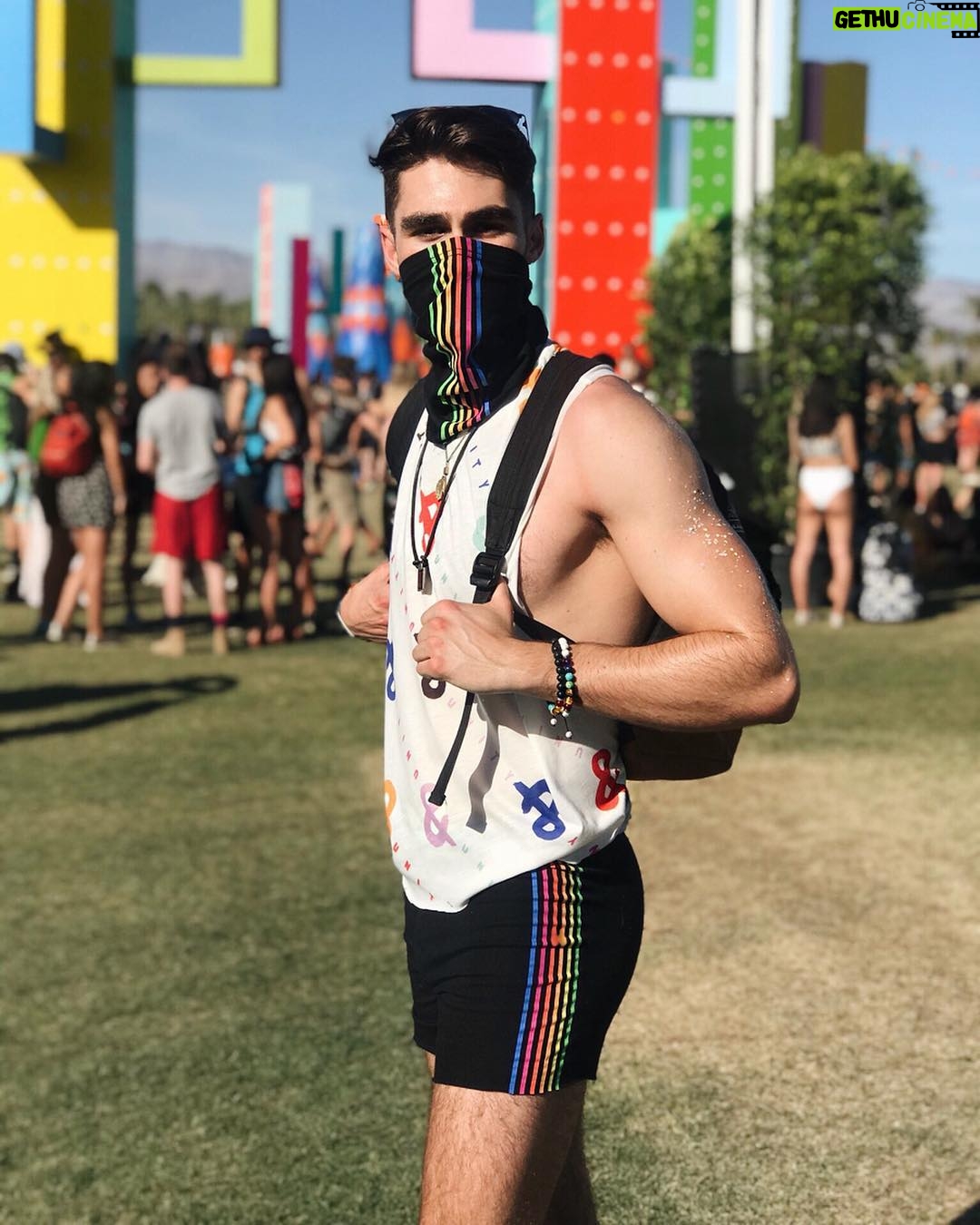 Eduardo Sanchez-Ubanell Instagram - Day 2 π΅πΈπ₯³ Coachella Valley Music and Arts Festival