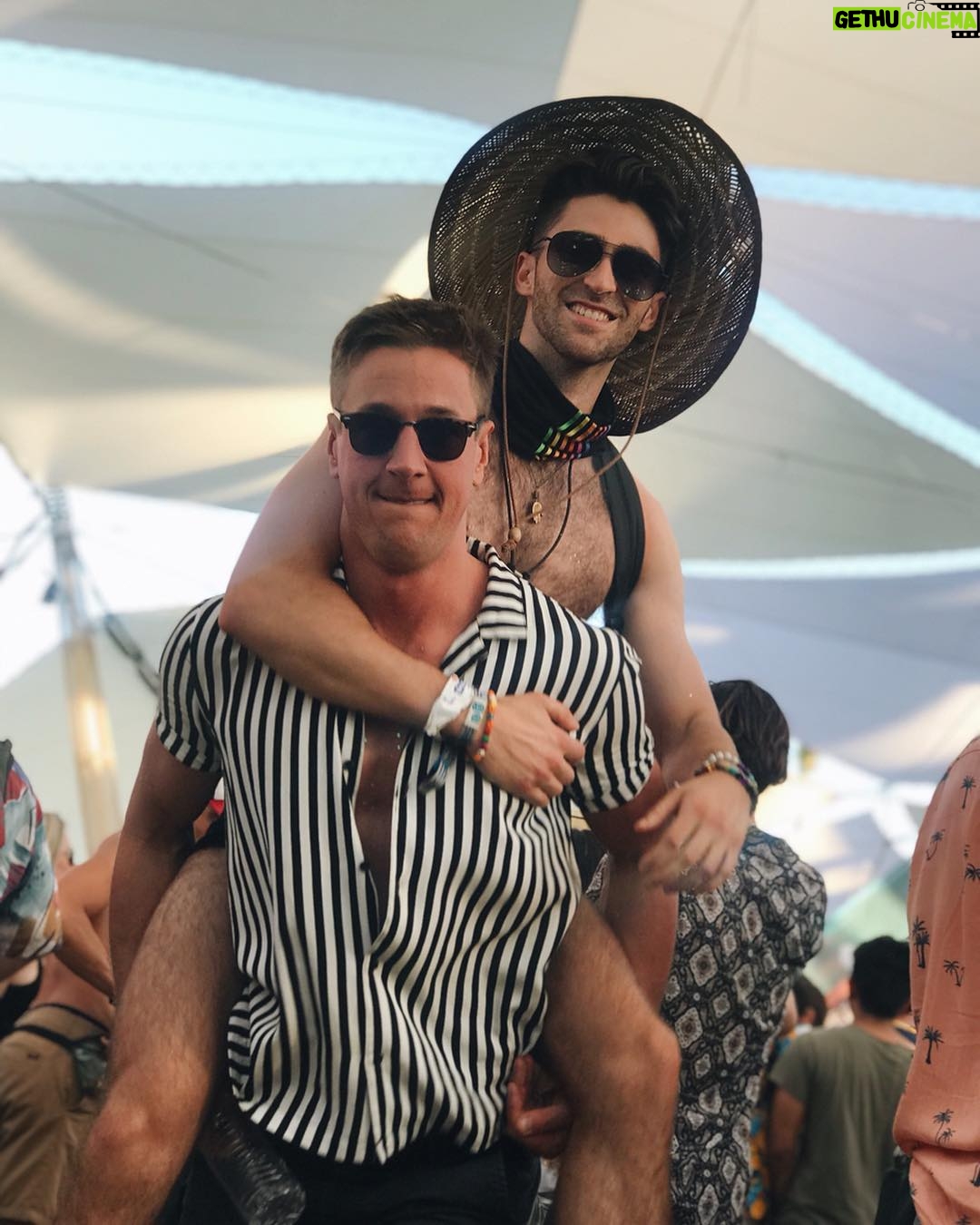 Eduardo Sanchez-Ubanell Instagram - Day 2 π΅πΈπ₯³ Coachella Valley Music and Arts Festival