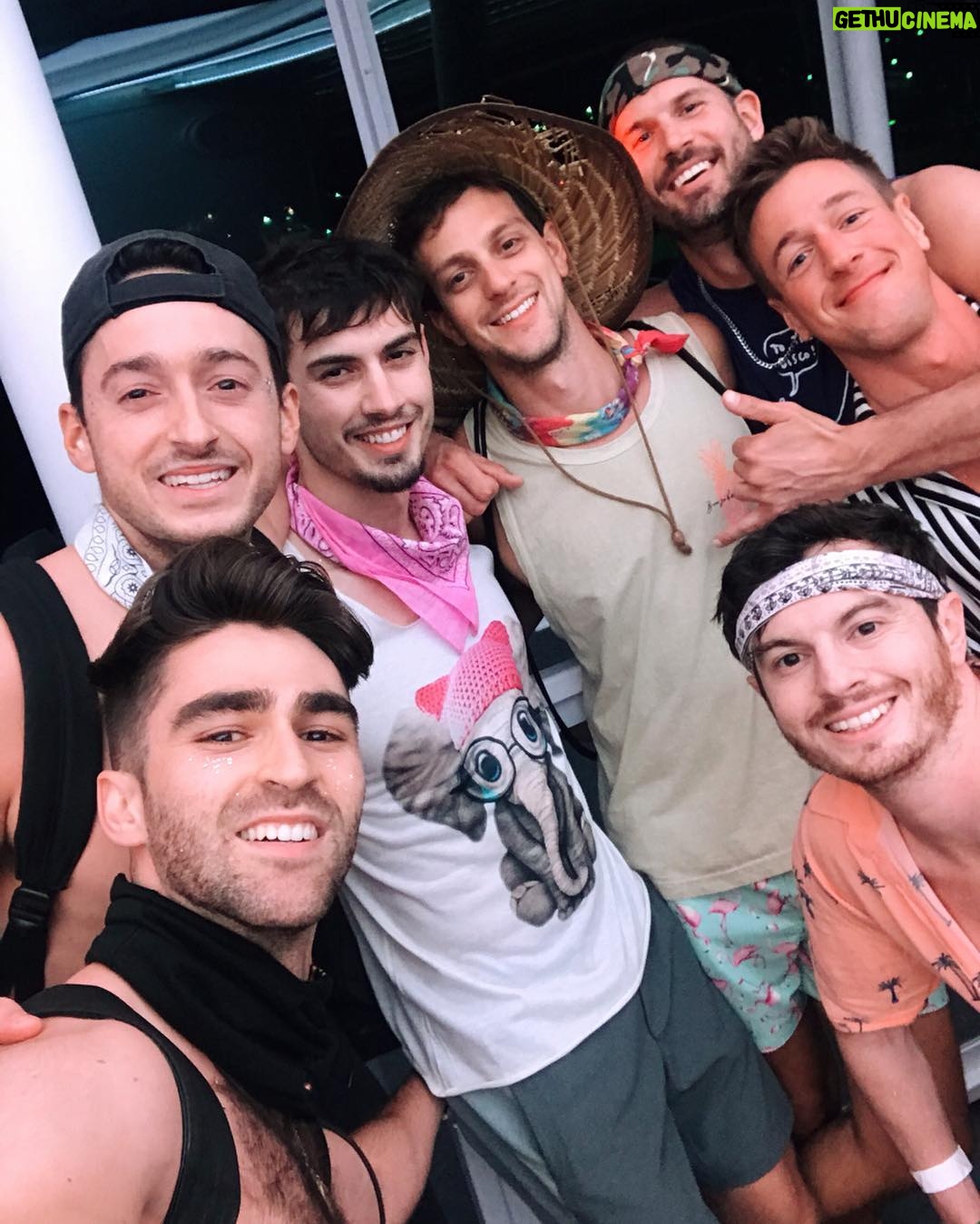 Eduardo Sanchez-Ubanell Instagram - Day 2 π΅πΈπ₯³ Coachella Valley Music and Arts Festival