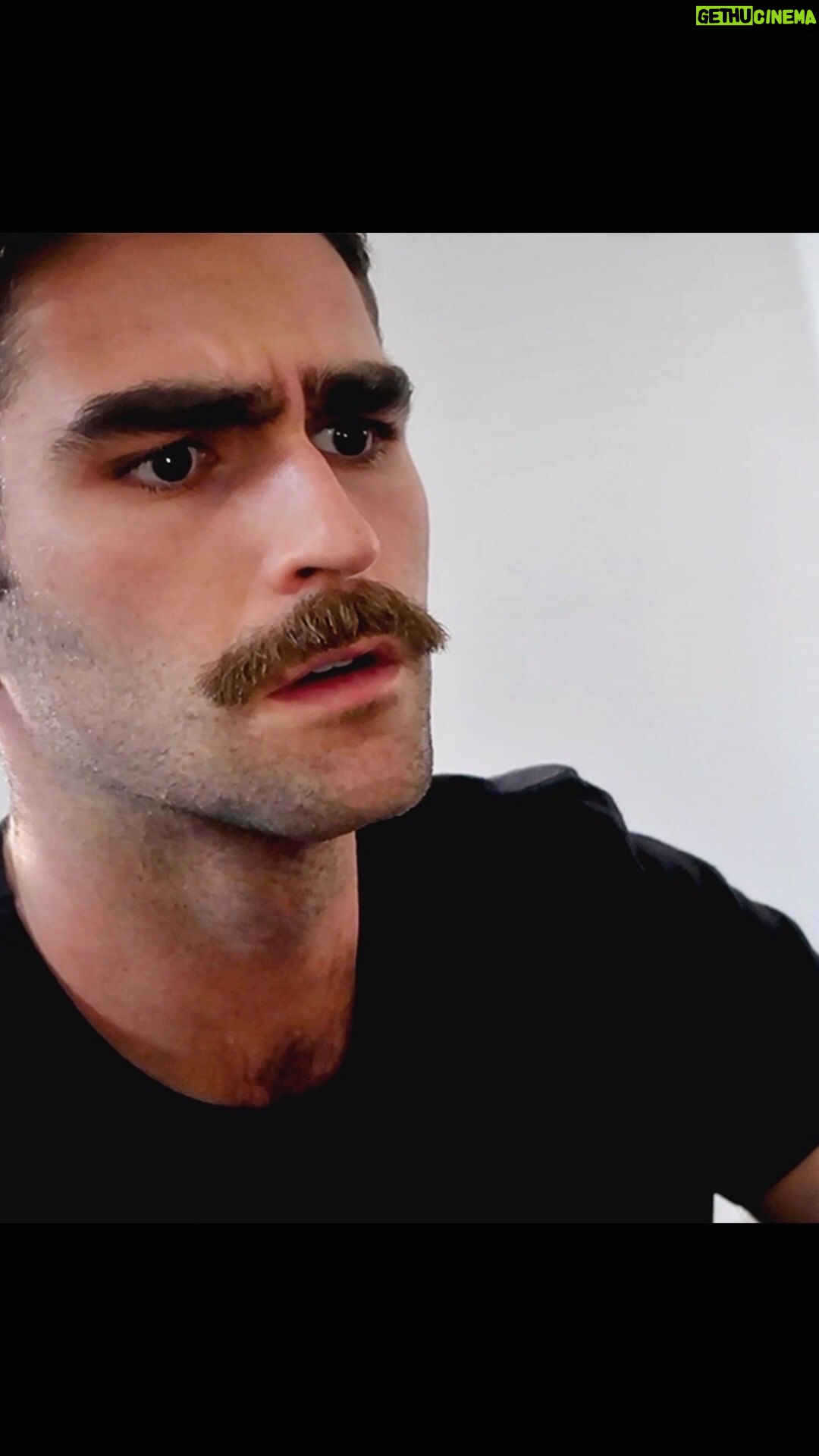 Eduardo Sanchez-Ubanell Instagram - thanks to @manscaped for sponsoring this vid! Get 20% OFF + Free Shipping with code ED20 at manscaped.com (link in bio) 👨🏻