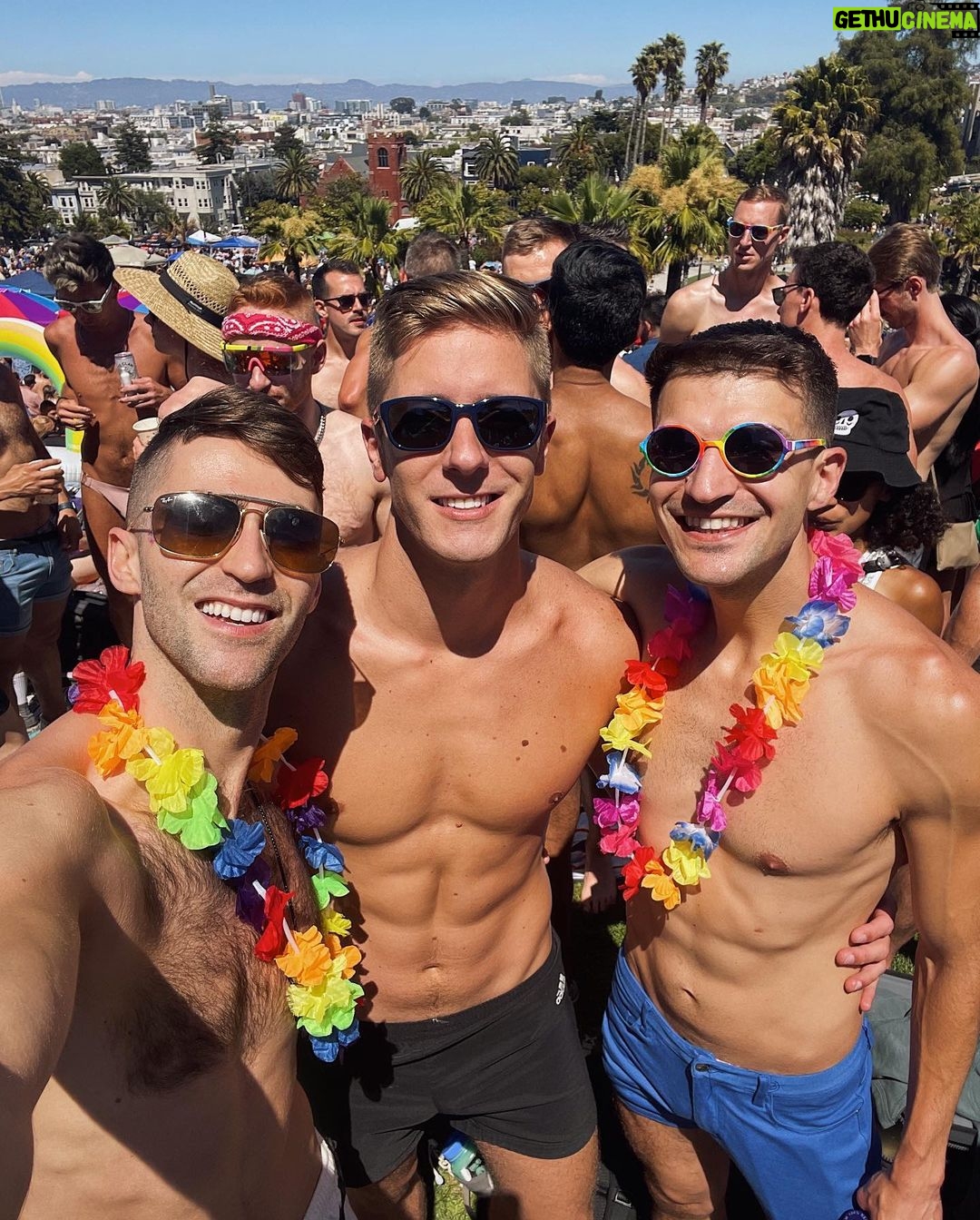 Eduardo Sanchez-Ubanell Instagram - *say* gay 🌈❤️🎉 #pride #pridemonth San Francisco, California