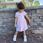 Ektor Rivera Instagram - Hoy mi hija cumple dos años. Si comenzara a describir lo que su presencia ha significado en mi vida no terminaría nunca. El amor es tanto que las palabras se quedan cortas. Así que mejor les comparto unas fotitos recientes que me llenan el corazón. Te amo, Bría.💕 #BirthdayGirl #2 🎈