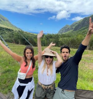 Ektor Rivera Instagram - Thanks for watching #Groundswell last night and for sharing your positive comments.🙏Filming this movie was a fantastic journey. I’m proud of this film and our amazing cast and team! Gracias a todos! Pendientes a @hallmarkmovie que siempre repiten programación.♥️🌴