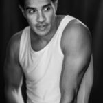 Ektor Rivera Instagram – New headshots by the best 👉 @joellyrodriguezstudio 
Poniéndome al día, desde Loíza, Puerto Rico. 🇵🇷🙌