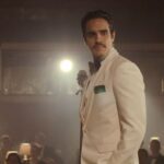Ektor Rivera Instagram – #tbt ‘La Última Gira’ 🖤- El soundtrack de este filme dirigido por @eldougli está en todas las plataformas digitales 👉 @orquestamacabeo ft. Ektor Rivera como #DanielSantos 🎙️🥃🎄