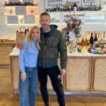 Elena Tsavalia Instagram - Είναι χαρά μας να σε βλέπουμε και στο θέατρο και στο ERTHE @christosloulis ❣️ #ertheconceptstore #café #eatery #bakery #grocery #healthyfood #healthylifestyle #meetingpoint Erthe Concept Store