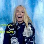 Elena Tsavalia Instagram - FAMILY GAME 😁 Απόψε στις 21.00 στον @ant1tv ❤️ #tv #rvshow #saturday #saturdaynight #laugh #family #game #weareback