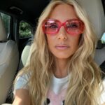Elena Tsavalia Instagram - Φεύγουμε για Θεσσαλονίκη!!!!!!!! 🚗 Καλό μας ταξίδι @_nikoslaios_ ❤️ #travel #bycar #ontheroad #together #happytogether #sunnyday