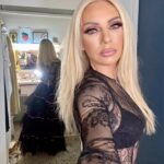 Elena Tsavalia Instagram - ❤️ Radiant ❤️ #makeup