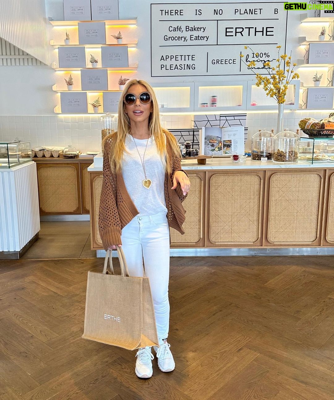 Elena Tsavalia Instagram - Let’s go shopping ! ERTHE bag ❤️ #ertheconceptstore #café #eatery #bakery #grocery #healthyfood #healthylifestyle #bag #letsgoshopping Erthe Concept Store