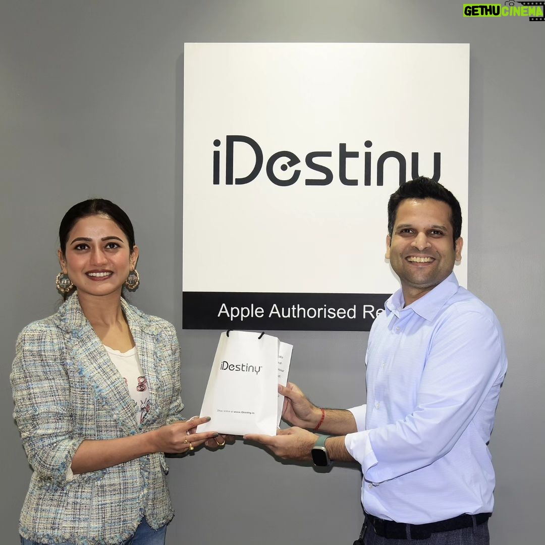 Elina Samantray Instagram - πβ¨ Exciting News for Apple Enthusiasts! π Thrilled to be part of the grand opening of iDestiny, the Apple Authorized Reseller in the heart of Bhubaneswar's Student & Corporate Hub - Patia, Chandrasekharpur! π Dive into a realm of innovation with the latest Apple products, right in the corporate hub of Bhubaneswar. From iPhones to MacBooks, iDestiny has you covered! This marks iDestiny's third store in Bhubaneswar, with the first and second being at Esplanade One Mall and Janpath Road, Saheed Nagar. ππ±π» Experience the enchantment of Apple firsthand at iDestiny, where our knowledgeable staff is ready to assist you in finding the perfect device for your needs. Join us at our new destination for all things Apple! ποΈβ¨ #iDestiny #AppleBhubaneswar #AppleStoreBhubaneswar #AppleAuthorisedReseller #BhubaneswarTech #THubBhubaneswar #Patia #NewBeginnings #InnovationHub #TechRevolution #AppleExperience #TechEnthusiasts #AppleLovers #CuttingEdgeTechnology #Gadgets #TechCommunity #DigitalLifestyle #FutureTech #UnleashThePowerOfApple #BhubaneswarShopping #TechnologyElevated #PremiumDevices #applemagic