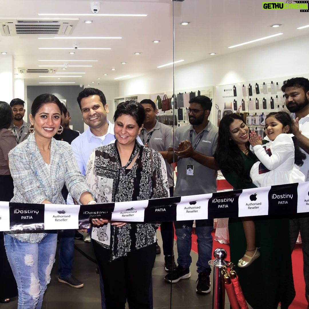 Elina Samantray Instagram - πβ¨ Exciting News for Apple Enthusiasts! π Thrilled to be part of the grand opening of iDestiny, the Apple Authorized Reseller in the heart of Bhubaneswar's Student & Corporate Hub - Patia, Chandrasekharpur! π Dive into a realm of innovation with the latest Apple products, right in the corporate hub of Bhubaneswar. From iPhones to MacBooks, iDestiny has you covered! This marks iDestiny's third store in Bhubaneswar, with the first and second being at Esplanade One Mall and Janpath Road, Saheed Nagar. ππ±π» Experience the enchantment of Apple firsthand at iDestiny, where our knowledgeable staff is ready to assist you in finding the perfect device for your needs. Join us at our new destination for all things Apple! ποΈβ¨ #iDestiny #AppleBhubaneswar #AppleStoreBhubaneswar #AppleAuthorisedReseller #BhubaneswarTech #THubBhubaneswar #Patia #NewBeginnings #InnovationHub #TechRevolution #AppleExperience #TechEnthusiasts #AppleLovers #CuttingEdgeTechnology #Gadgets #TechCommunity #DigitalLifestyle #FutureTech #UnleashThePowerOfApple #BhubaneswarShopping #TechnologyElevated #PremiumDevices #applemagic