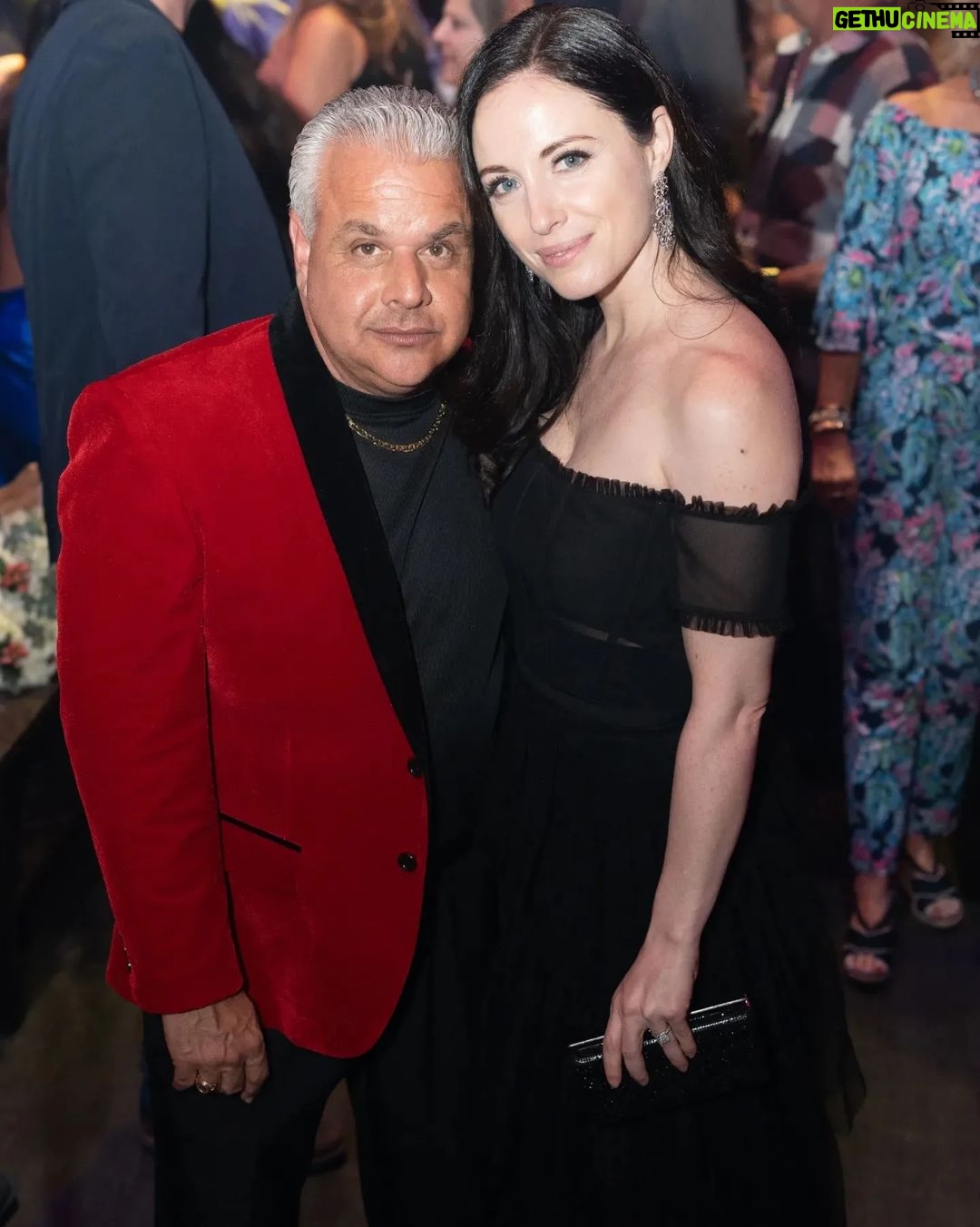 Elisabetta Fantone Instagram - This week was The MobKing premiere where we finally got to view and celebrate the work we did on this film. It was a wonderful evening and I can't wait for you all to see this movie. It is now available on demand and digital platforms. Go watch it! Directed by: @jokesflick Photo credit: Eduardo Valdes @otbmiami #TheMobKing #MovieRelease #MoviePremiere #MobMovie