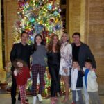 Elisabetta Fantone Instagram – From our little family to yours, we wish you a warm, joyful and very Merry Christmas surrounded by the ones you love. 🎄❤
De notre petite famille à la vôtre, on vous souhaite un chaleureux et joyeux Noël entouré de personnes qui vous sont chères. 🎄❤
âť„
@abbielondon.co @patco007
#JoyeuxNoël #MerryChristmas