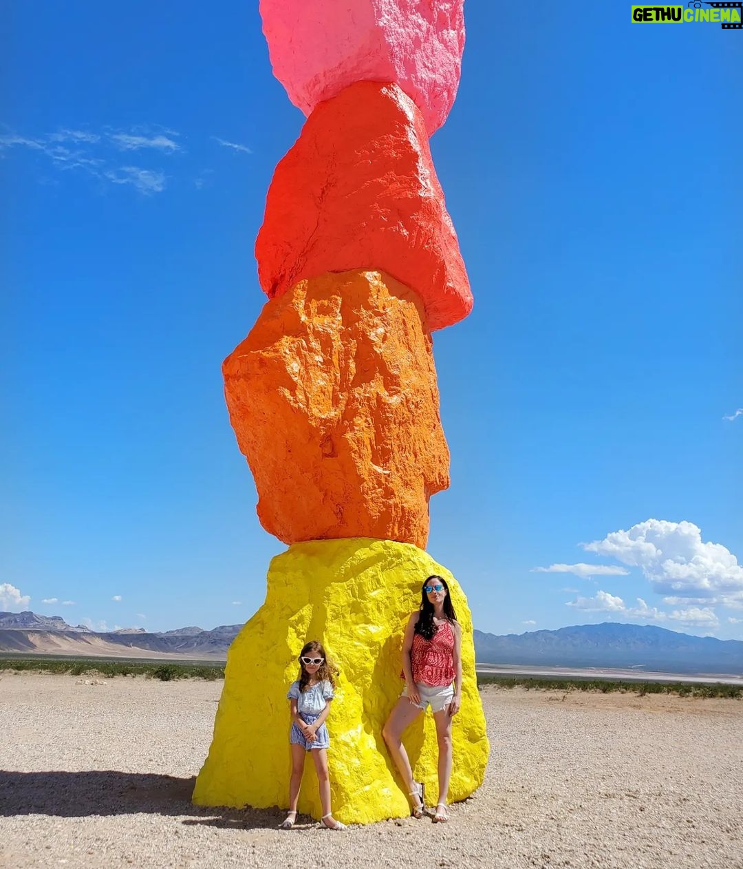 Elisabetta Fantone Instagram - We're busy making memories in #Vegas, the ultimate colorful playground. #SevenMagicMountains ππ§‘β€πππ #LasVegas #Nevada π΅πππ°ππ Seven Magic Mountains, S Las Vegas Blvd, Las Vegas, Nevada