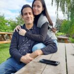 Elisabetta Fantone Instagram - 🍎 picking while in Montreal with the family! Since in Miami it's pretty much summer all year long and we don't get to experiance all the seasons (not complaining 😉🌞) it was nice to have my daughter get a little taste of what fall is like (I know summer is not technically over but...you know) Brought back some childhood memories too! Hope you all enjoyed your summer! 🇨🇦 #autumnvibes #applepicking #montreal #canada