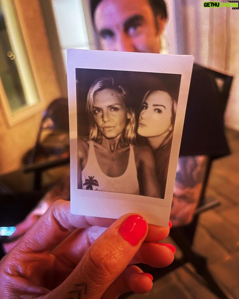 Eliza Coupe Instagram - So much fun happening, but it recently slowed so I could post this photo PHEW. Oh wait wait…the fun started again brb… 🖤🐝 #yourewelcome #fundmc #4thofjuly #weekend #corona #notthevirus #thetown #notthemoviethetown #ok #polaroid #times #fun #ootd #sure #billy #katie #love #love #loooove #be Corona, California