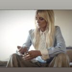 Eliza Coupe Instagram - So glad my hands let me join them for this shot. . 🤍 @mynxiiwhite 🤍 @sueseocolor 🤍 @cocoarigal 🤍 @jen_m_egan . #hands #wokeuplikethis #vintage #vintagevalentino #bootseason #boots #boobs #sure #photography #bts #topanga #coven #hair #blondie #didimentionhands #yourewelcome Topanga, California