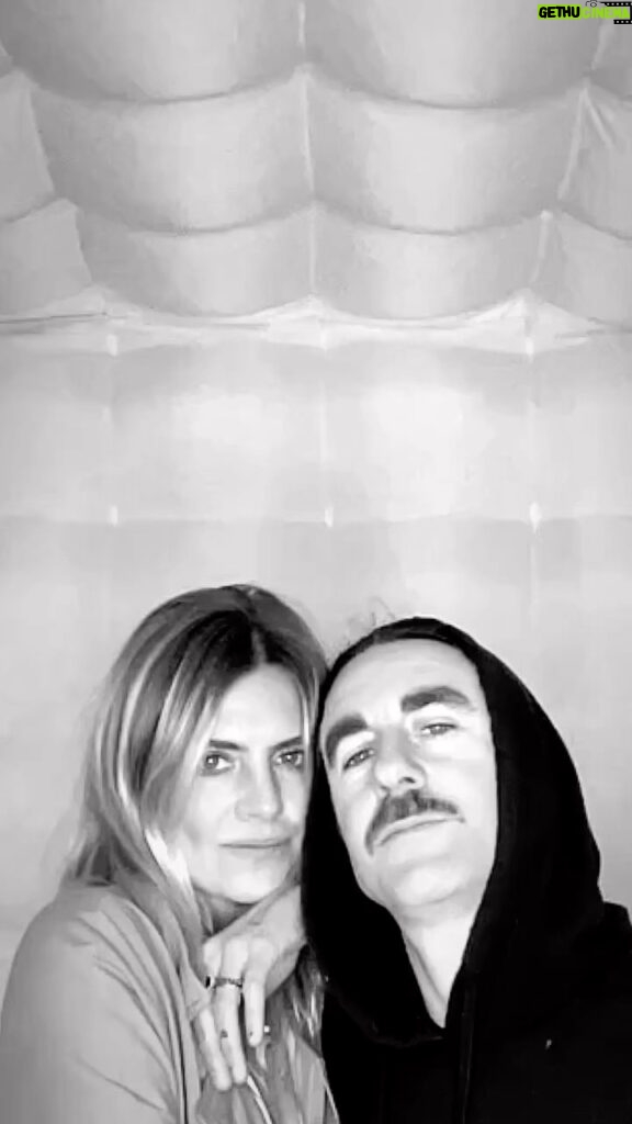 Eliza Coupe Instagram - You’re welcome. 🖤 #BE #love