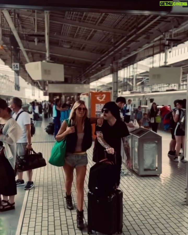 Eliza Coupe - 1.9K Likes - The Actor & The Skater go to J A P A N 🖤
#photodump #tokyo #kyoto #japantrip #travel #somuchwalking #sohot #worthit #sushi #sls #skate #proho #judgesknowhowtoparty #hashtag #lovelove