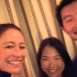 Elizabeth Chai Vasarhelyi Instagram - What an evening. We finally finally got the opportunity to gather our Nyad family to celebrate our incomparable leading actress - the one and only Annette Bening. Thank you @telluridefilmfest and the cinema champion driving force behind the telluride film festival Julie Huntsinger for recognizing Annette’s remarkable career as an actor with the festival’s golden medallion tribute award. Jody Foster was hilarious and on point interviewing Annette in front of a rapt audience and Annette’s clip reel surveying her 30 year plus career was astonishing. From the grifters, to Mars Attack, American Beauty and beyond I am reminded moment after moment again of just how lucky we were that Annette chose to partner with us on @nyadmovie And yes @megryan was there to give Annette the award! I mean it’s not often you get a lineup of iconic power women like that! @jimmychin @juliaallyncox @diananyad @bonniestoll @megryan @emiliawickstead