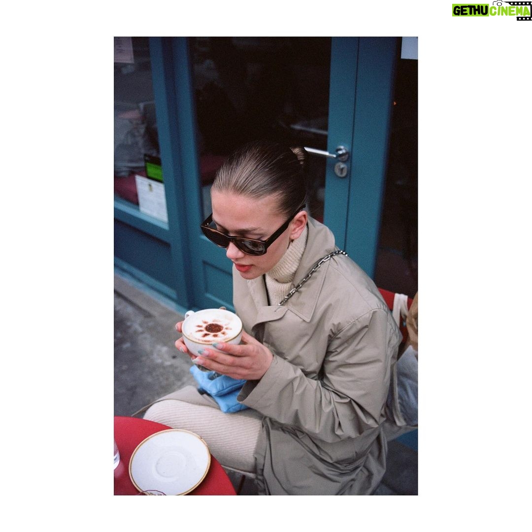 Ella-Rae Smith Instagram - places & faces of 2022 - part one 🎞️