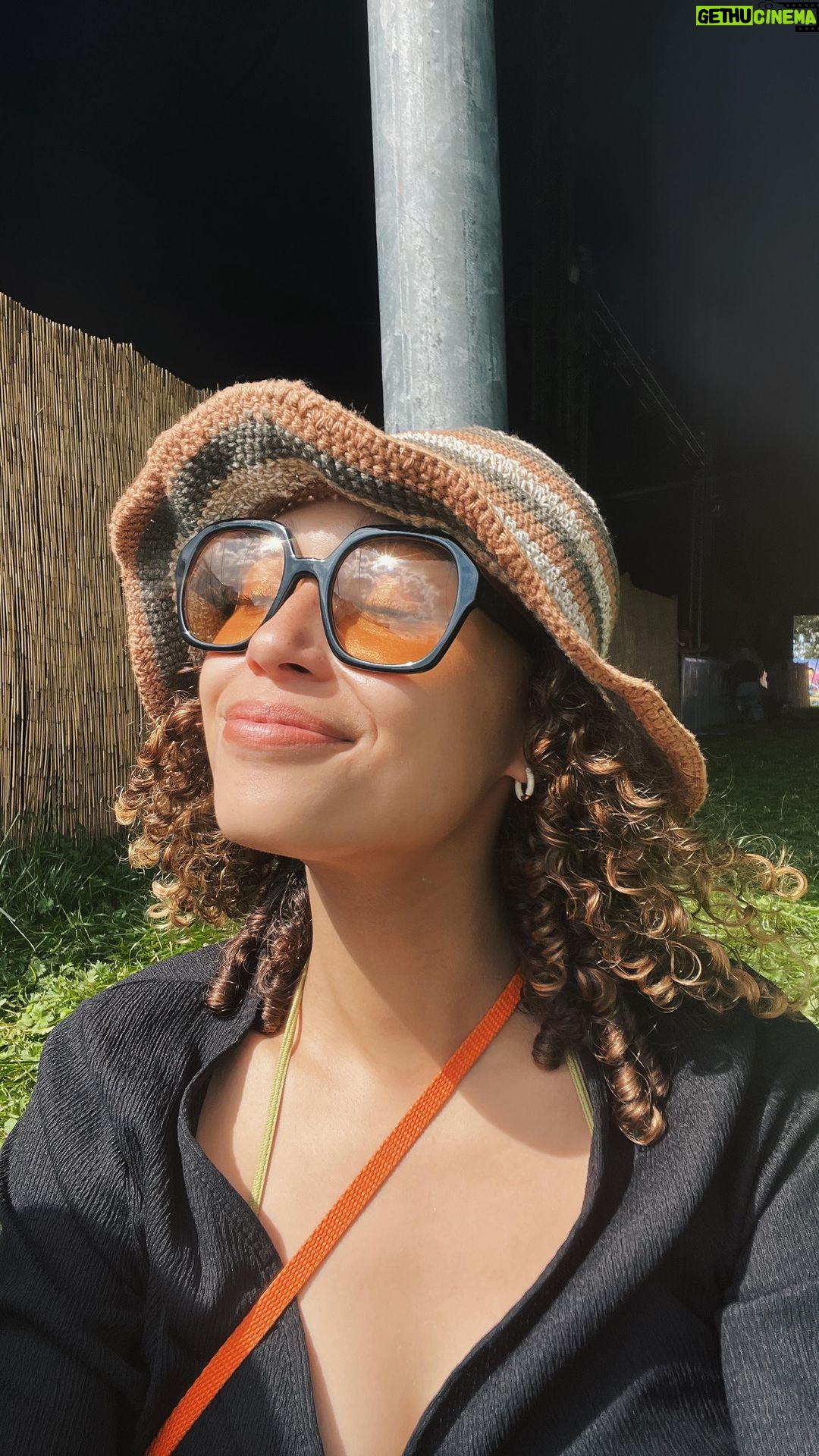 Ella-Rae Smith Instagram - snippets from our wonderful weekend at @womadfestival 🫶🏽 #gifted ticket WOMAD Festival
