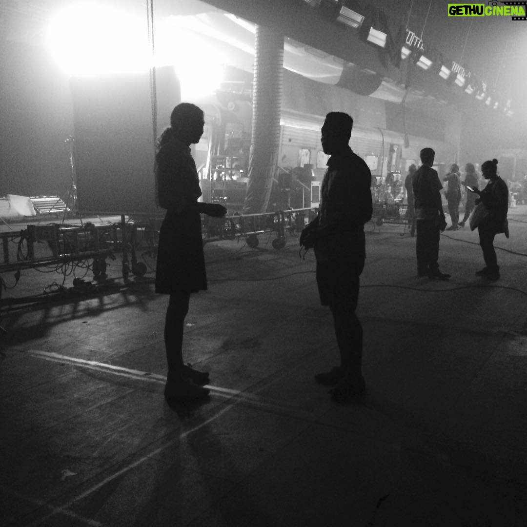 Ella-Rae Smith Instagram - a mysterious looking behind the scenes snap from an even more mysterious movie I had the joy of being part of - the commuter comes out next month, link to trailer in my bio! 👀🕵🏽♀️🚈