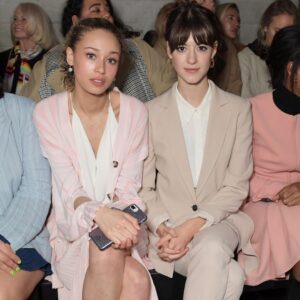 Ella-Rae Smith Instagram - the most beautiful show, the most beautiful outfit to wear to it and the most beautiful pal I had the pleasure of sitting next to 💐 Thank you @roland_mouret 🕊