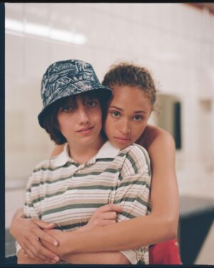 Ella-Rae Smith Instagram - @sweetheart_film is out in U.K. cinemas NOW! 🍬🤍🌈✨ 

photo by the wonderful @eolhcsheppard ♥️

huge thanks to @marley_morrison @micha_antoniades @hazeyjanefilms @film_london @peccapics