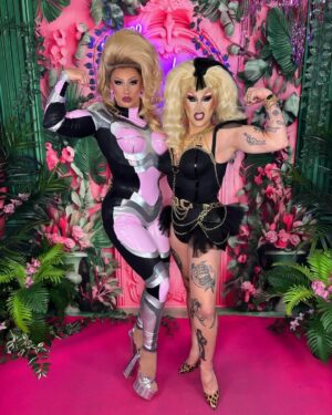 Ella Vaday Instagram - @rupaulsdragcon DAY 2 Had lots of lovely visitors, and of course the mothership! My mum had the best time meeting lots of fans, I swear she’ll have her own drag mums booth next year haha

Also went and got a picture at the @breastcancernow booth , a cause very close to my heart