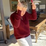 Ellen DeGeneres Instagram - Something’s coming Monday... any guesses? 👀🎁