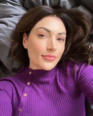 Ellen Hancock Instagram - Self tape break 💖 How is everyone? Tell me some good news ✨✨✨