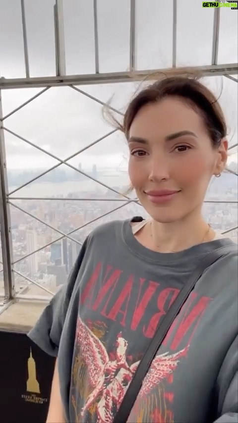 Ellen Hancock - 142 Likes - Solo day in NYC. Legs. Tired.